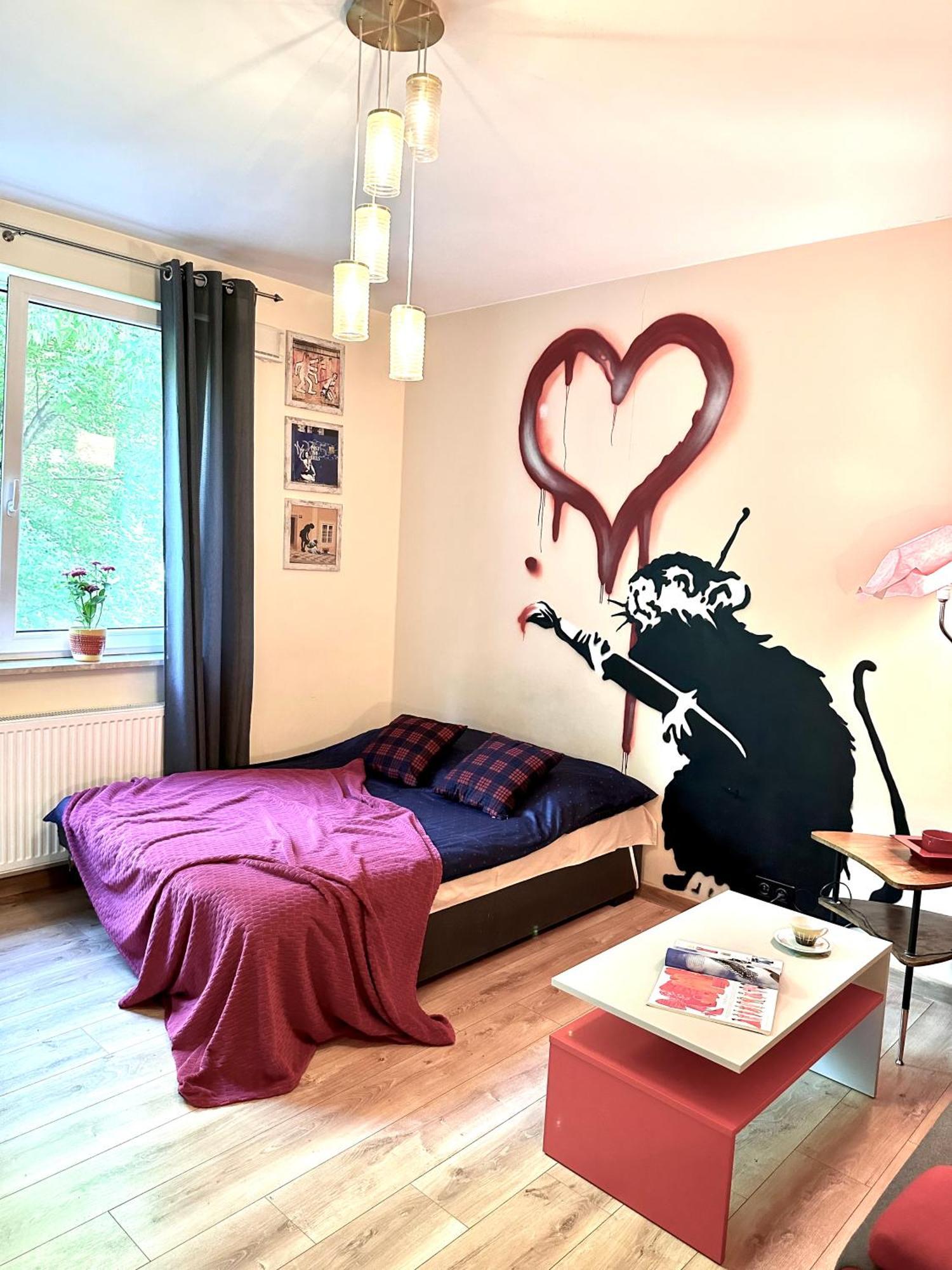 "Banksy" Art Apartment Warsaw Exterior photo